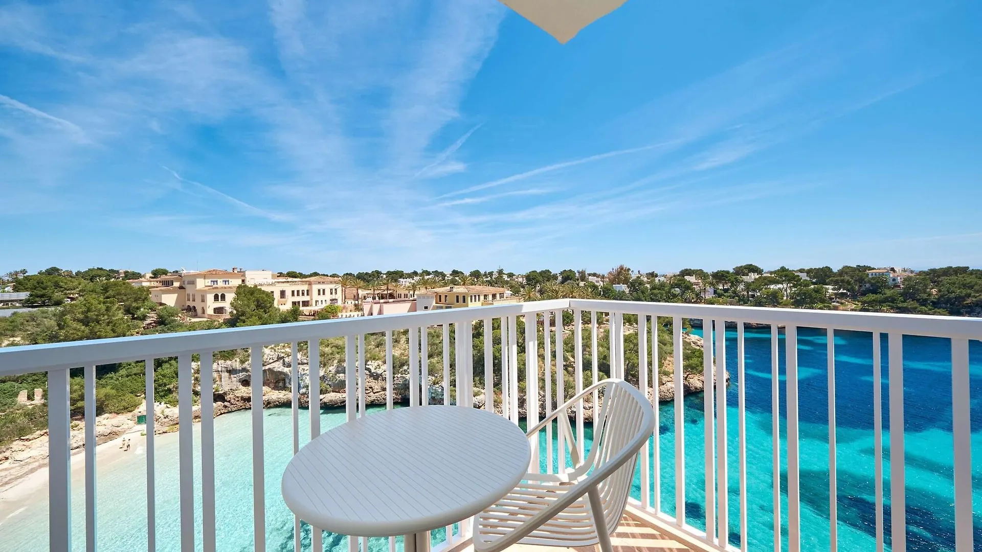 Barcelo Ponent Beach Cala D´Or 4*,